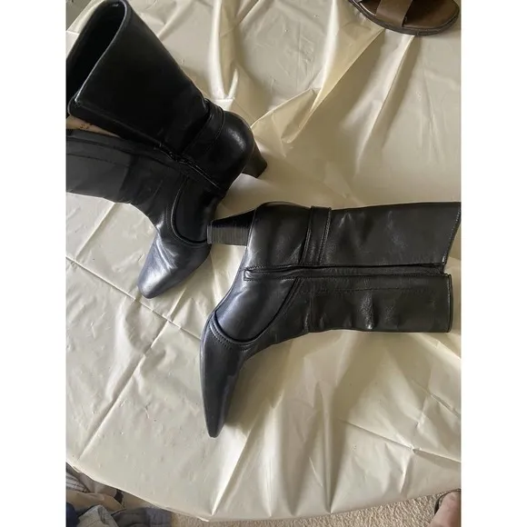 Womens Cole Haan‎ Mid Calf Black Leather Zip Up Boot- Size 8 1/2B