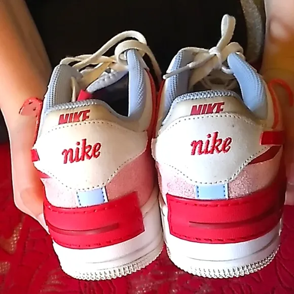 Womens Nike Air Force 1 red and white shoes size 7.5 - 8   😍GREAT CONDITION!!😍