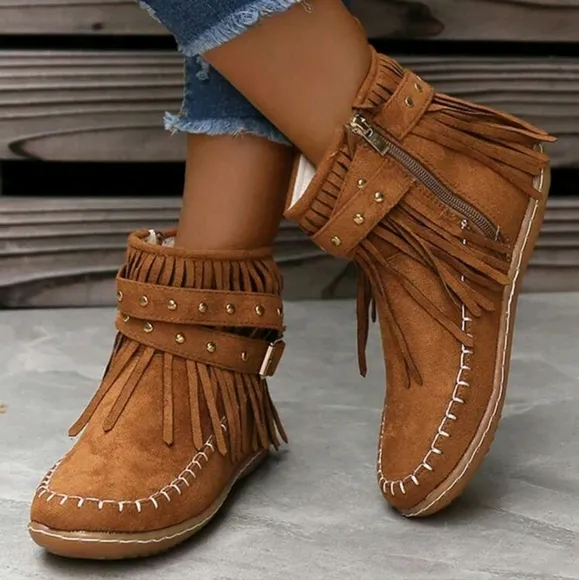 Women's Round Toe Fringe Studs Side Zipper Flat Fashion Boots