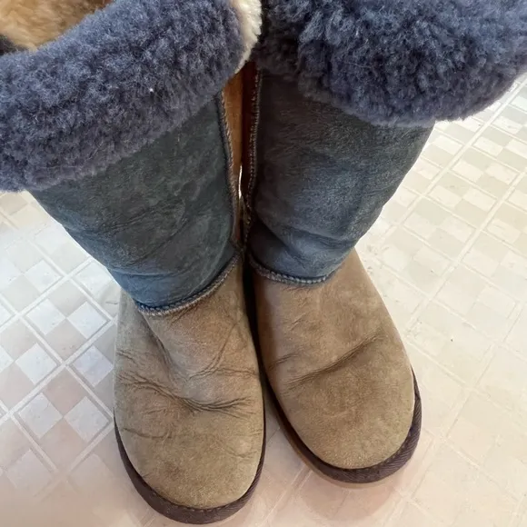 Women’s Ugg Sz 6 Colorblock Classic Tall 5818 Boots Sheepskin Lined Pull On‎