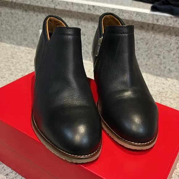 XENA Workwear Women's Black Leather GRAVITY WORK Boots -  Sz 7.5 or 38 EU