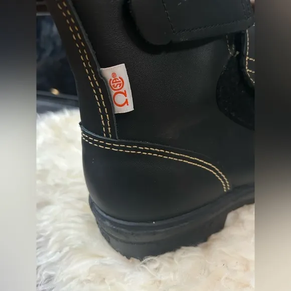 XPAN REALFLEX 8” work bolt black leather Canada made size 10 men’s