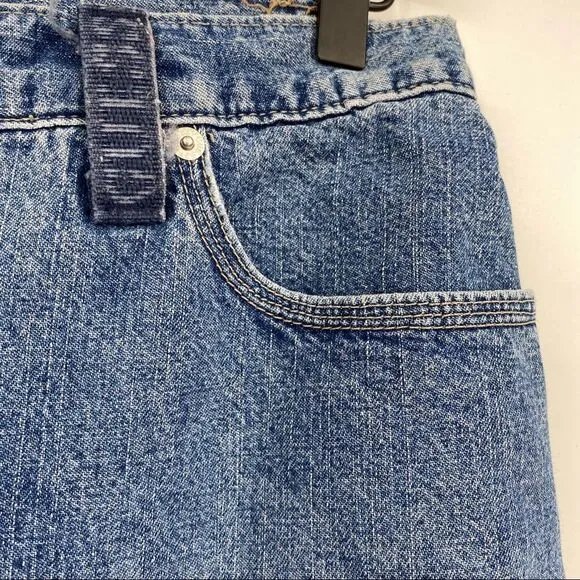 Y2K Guess vintage retro 90s vibe jean skirt button carpenter blue made in USA 29