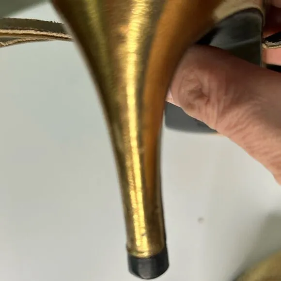 Yves Saint Laurent gold mesh pointed toe strappy sandal. Size 7.5