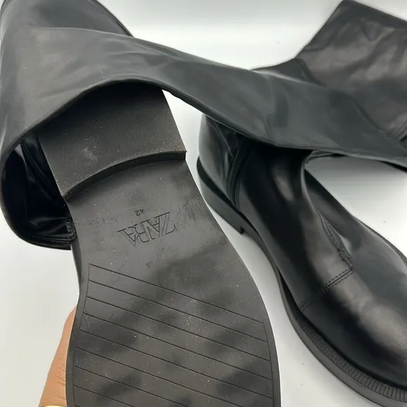 Zara Black over the knee boots flat low heel Sz42