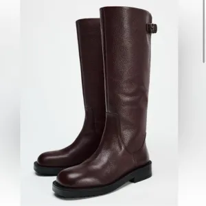 Zara BUCKLED LEATHER FLAT BOOTS LEATHER BURGUNDY 39 8 1017/410