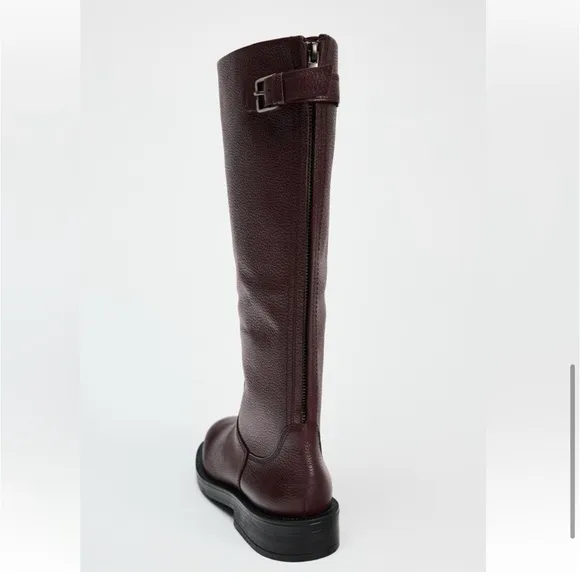 Zara BUCKLED LEATHER FLAT BOOTS LEATHER BURGUNDY 39 8 1017/410