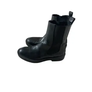 Zara Women's Black Flat Chelsea Classic Ankle Boots Pull On - 38 (US 7.5)