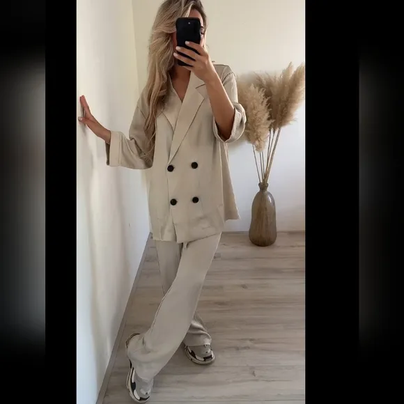 Zara Wrinkle Satin Effect Blazer Size L