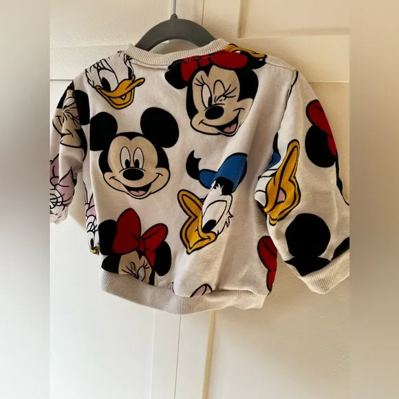 Zara x Disney Mickey Minnie Mouse Donald Daffy Duck Sweatshirt Size 6-9‎ Months