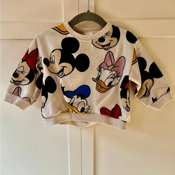 Zara x Disney Mickey Minnie Mouse Donald Daffy Duck Sweatshirt Size 6-9‎ Months