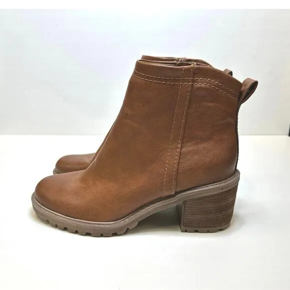 Zodiac Greyson Women's Lug-Sole Ankle Boots Sz 9 in Cognac